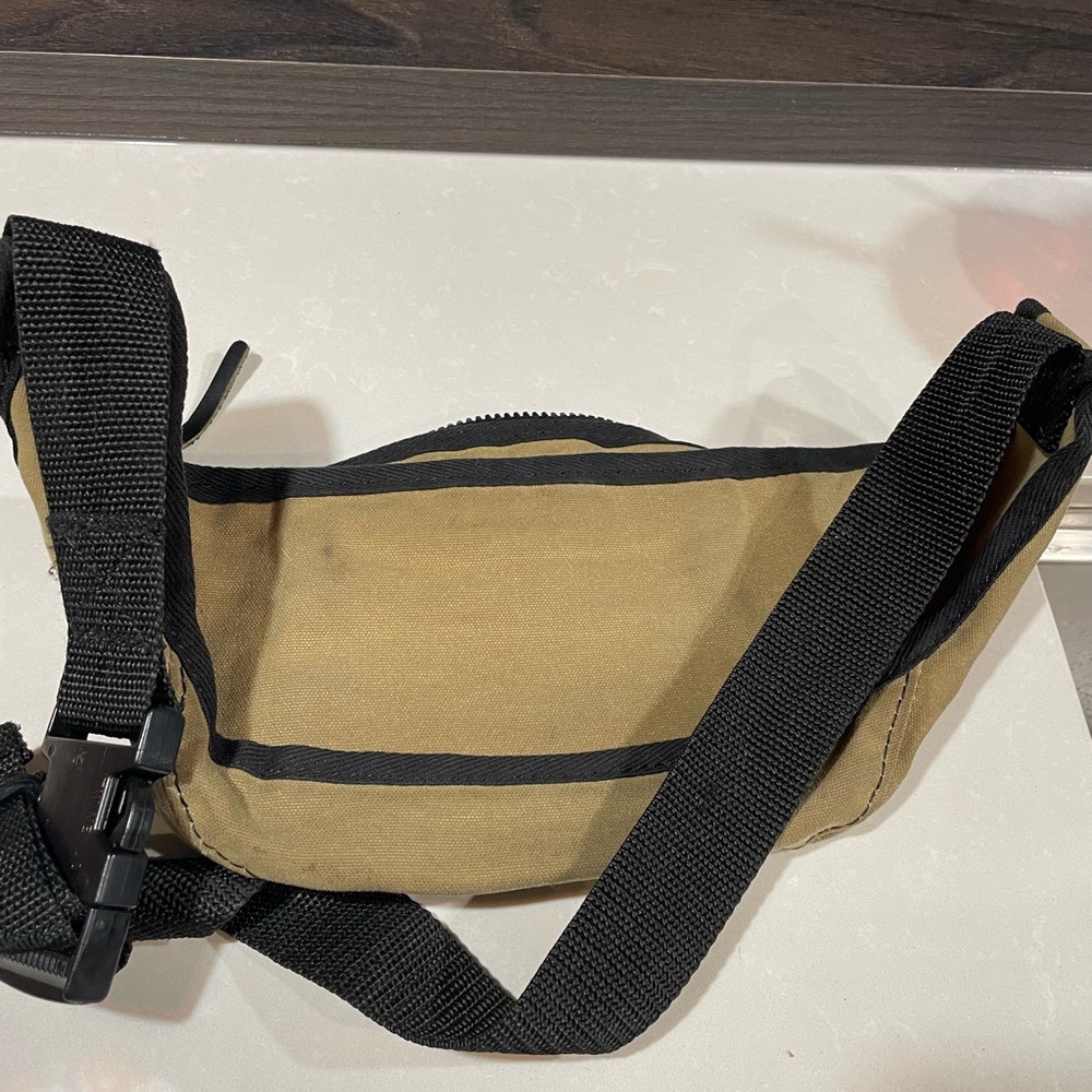 Duluth pack cross body bag